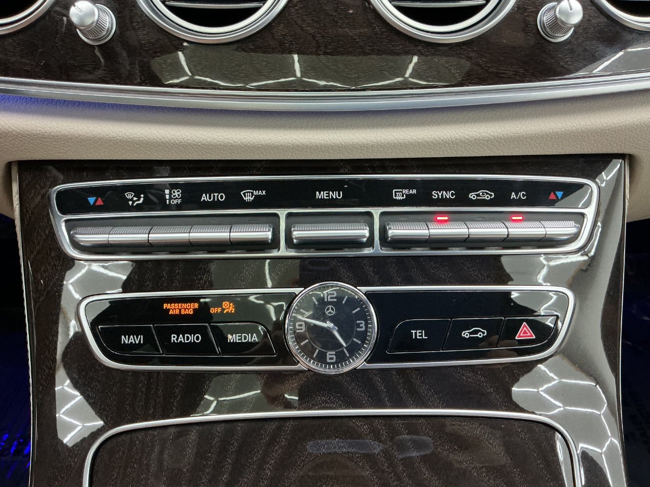 Used 2019 Mercedes-Benz E 300 w/ Premium 1 Package image 35