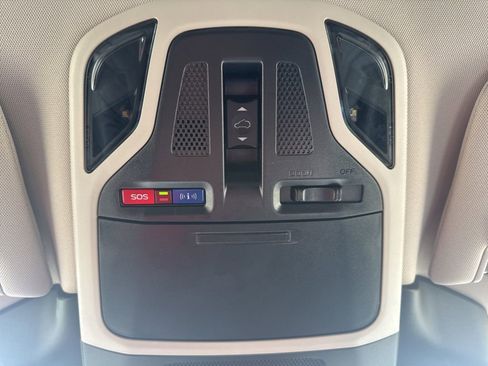 Used 2025 Subaru Outback Touring image 20