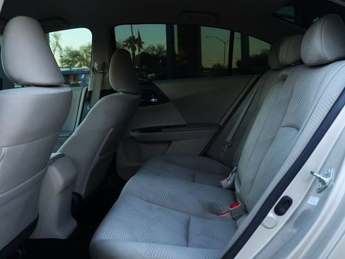 Used 2016 Honda Accord LX image 30