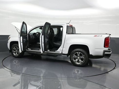 Used 2019 Chevrolet Colorado Z71 image 35