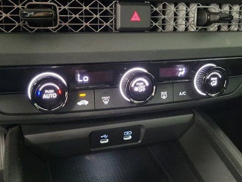 Certified 2025 Honda Accord LX image 30