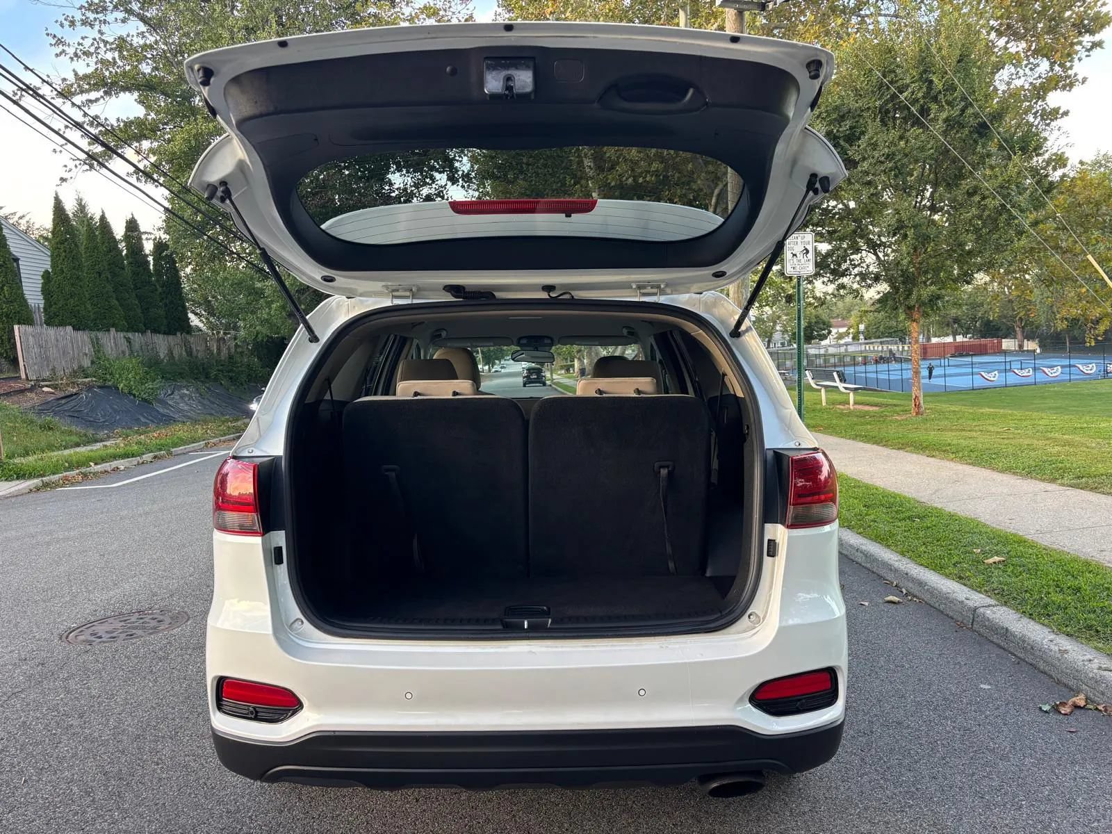 Used 2020 Kia Sorento LX w/ LX I4 Convenience Package FWD image 5