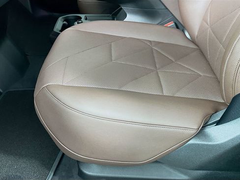 New 2026 BMW iX xDrive60 image 21