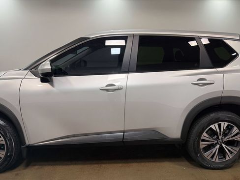 Used 2023 Nissan Rogue SV AWD/4WD image 37