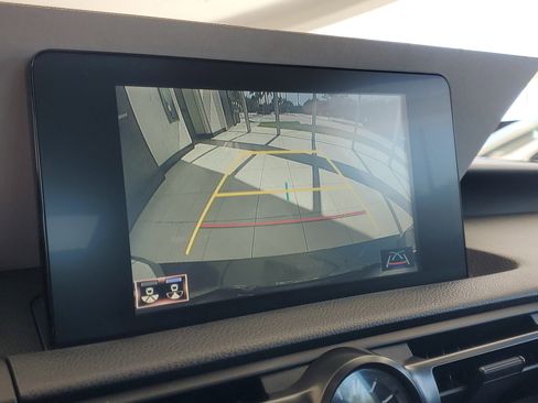 Used 2024 Lexus IS 300 w/ Premium Package image 32