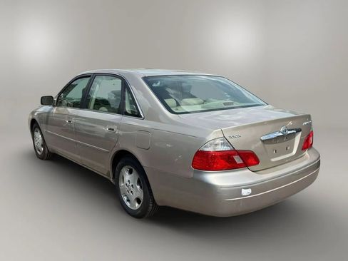 Used 2003 Toyota Avalon XLS image 3
