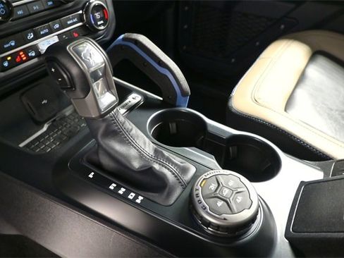 Used 2024 Ford Bronco Wildtrak image 28