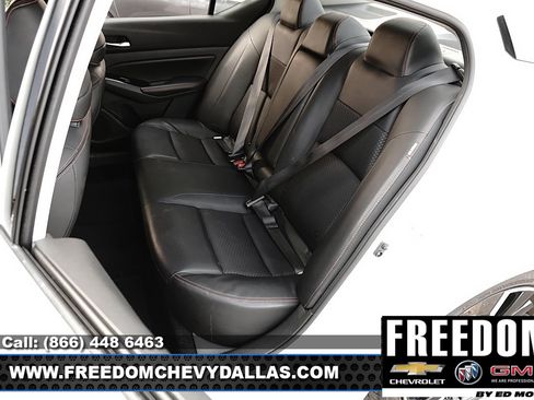 Used 2024 Nissan Altima 2.5 SR FWD image 14