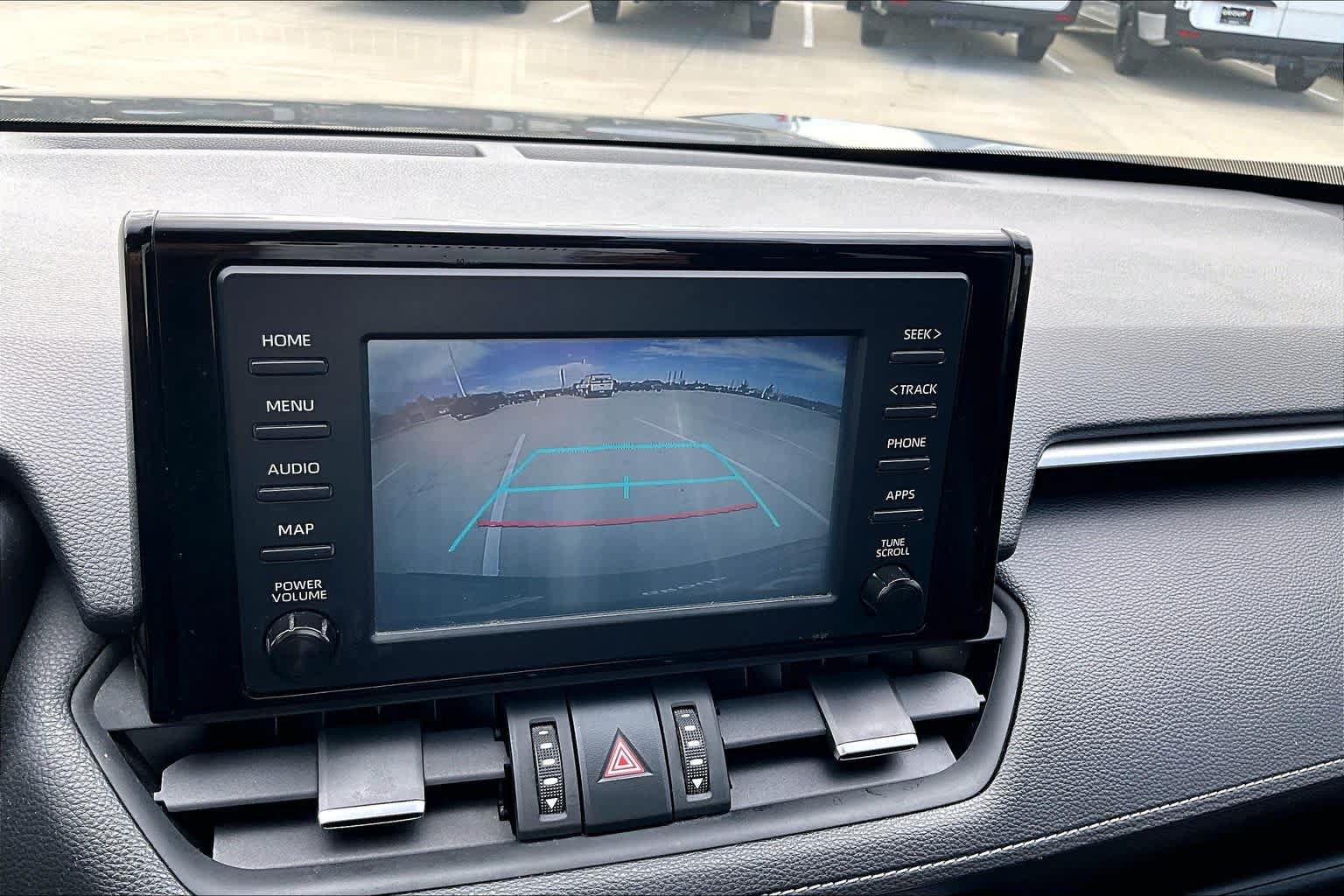 Used 2019 Toyota RAV4 XLE Premium FWD image 26