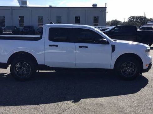 Certified 2022 Ford Maverick XLT image 4