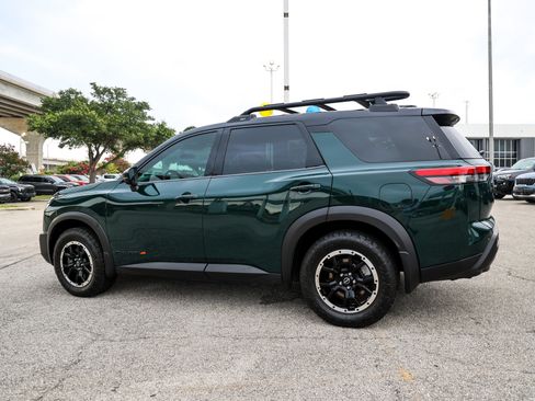 Used 2024 Nissan Pathfinder Rock Creek AWD/4WD image 11