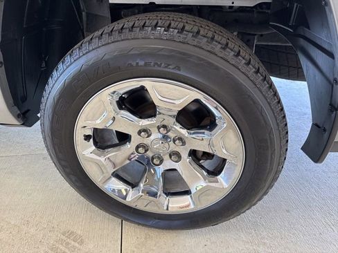 Used 2022 RAM 1500 Big Horn AWD/4WD image 37