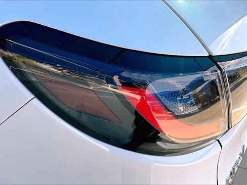Used 2027 Honda HR-V EX-L image 29