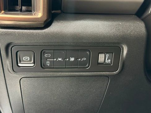 Used 2024 GMC Hummer EV 2X AWD/4WD image 36