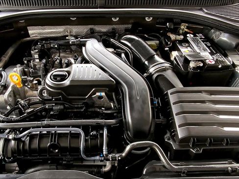 Used 2022 Volkswagen Jetta Sport image 32