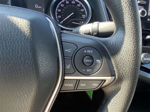 Used 2023 Toyota Camry LE image 20