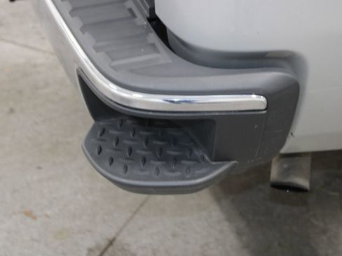 Used 2015 GMC Sierra 1500 SLE w/ SLE Value Package image 12