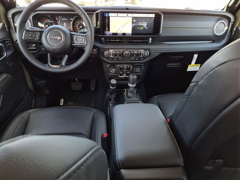 New 2026 Jeep Gladiator Sport image 14