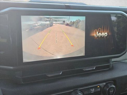 Used 2024 Jeep Wrangler Sport S image 14