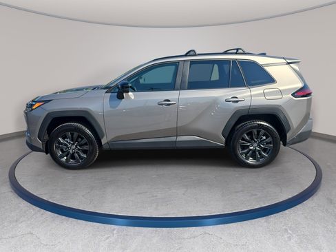 Used 2026 Toyota RAV4 XLE Premium FWD image 8