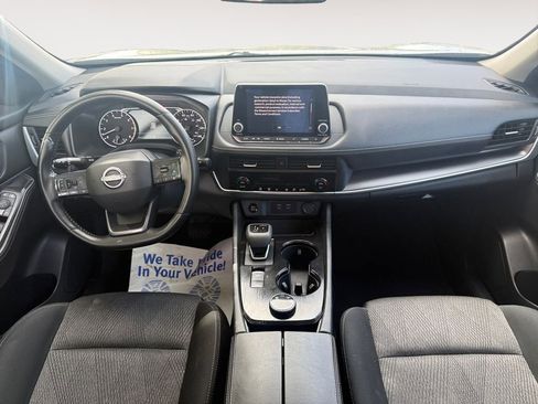 Used 2025 Nissan Rogue SV AWD/4WD image 10