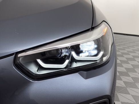 Used 2022 BMW X5 sDrive40i w/ Premium Package RWD image 12