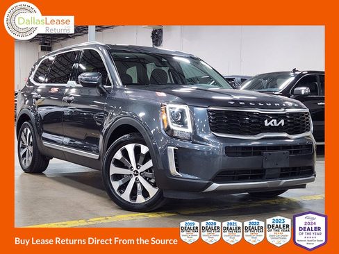 Used 2022 Kia Telluride S image 1