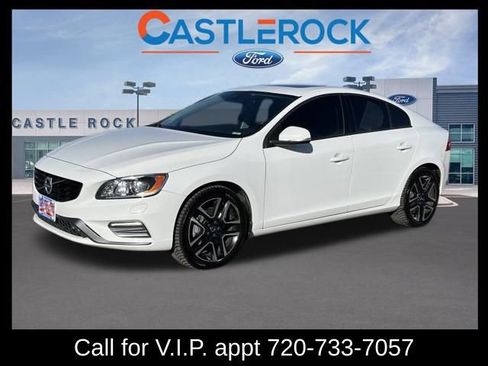Used 2017 Volvo S60 T5 Dynamic image 1