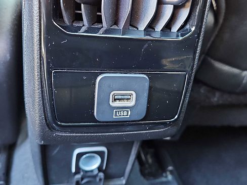 Used 2022 Jeep Compass Latitude w/ Sun and Sound Group image 11