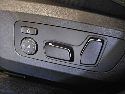 Used 2025 BMW X3 M50 w/ Premium Package AWD/4WD image 34