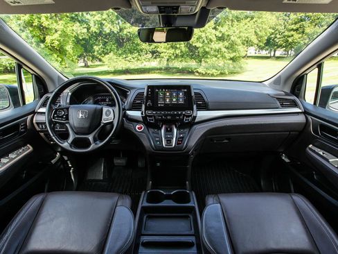 Used 2019 Honda Odyssey EX-L image 2