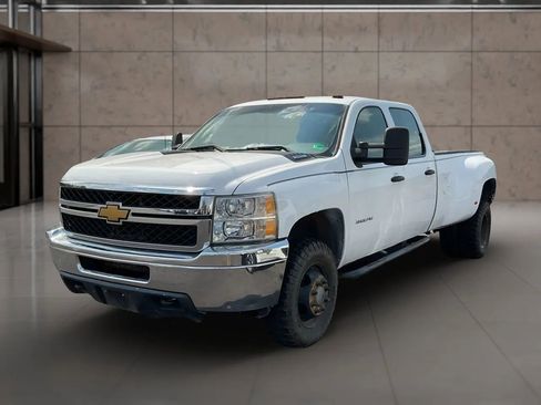 Used 2013 Chevrolet Silverado 3500 W/T image 1