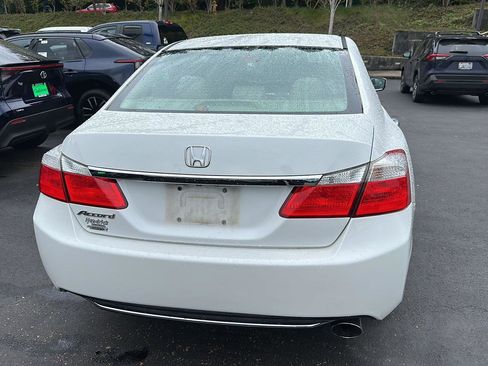 Used 2015 Honda Accord LX image 4