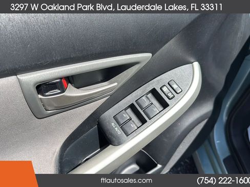Used 2015 Toyota Prius Two FWD image 20