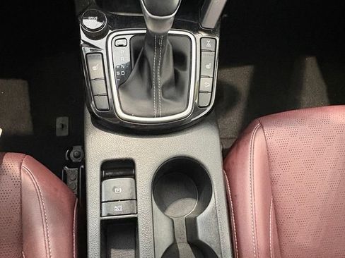 Used 2023 Kia Seltos SX w/ SX Sunroof Package AWD/4WD image 20