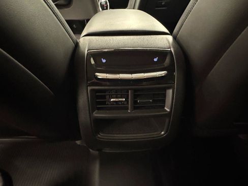 Used 2019 Cadillac XT5 Premium Luxury AWD/4WD image 20