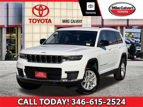 Used 2023 Jeep Grand Cherokee L Laredo image 1