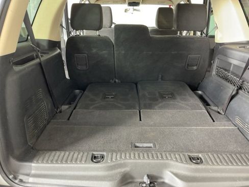 Used 2010 Ford Explorer XLT image 22