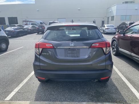 Used 2022 Honda HR-V LX image 21