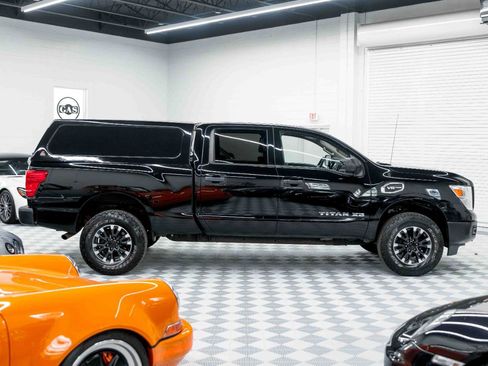Used 2017 Nissan Titan S image 7