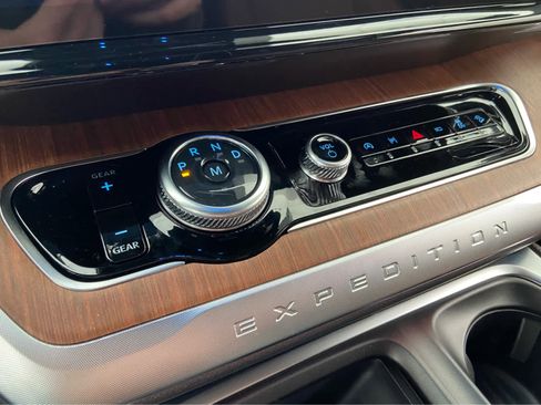 New 2025 Ford Expedition Max King Ranch image 41