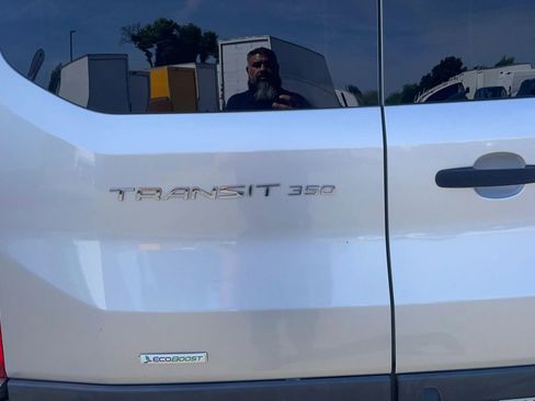 Used 2017 Ford Transit 350 XLT RWD image 52