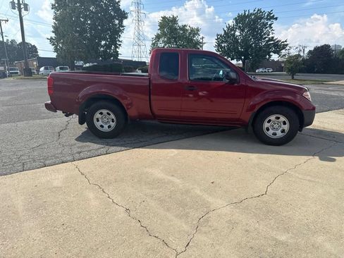 Used 2021 Nissan Frontier S RWD image 8