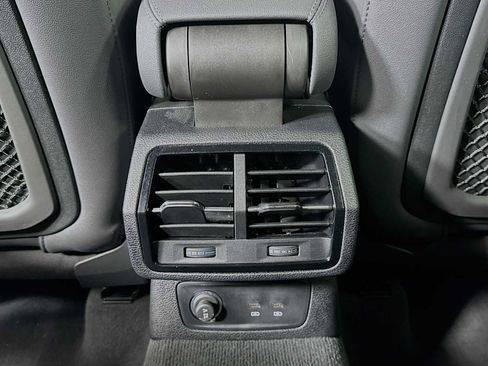 Certified 2023 Audi Q3 2.0T Premium w/ Black Optic Sport Package image 23