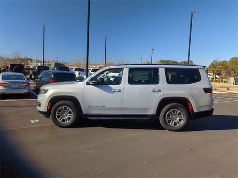 New 2024 Jeep Wagoneer 4WD w/ Convenience Group I image 5