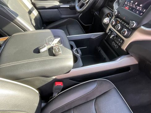 Used 2022 RAM 1500 Laramie image 16