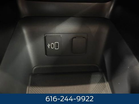 New 2026 Ford Explorer Active image 16