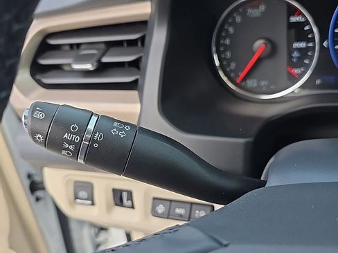 Used 2023 GMC Acadia Denali w/ Denali Ultimate Package image 25