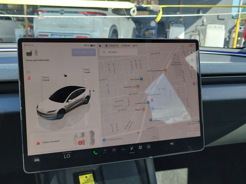 Used 2025 Tesla Model 3 Long Range image 10