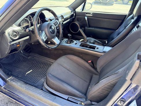 Used 2008 MAZDA MX-5 Miata Grand Touring w/ Premium Pkg RWD image 6